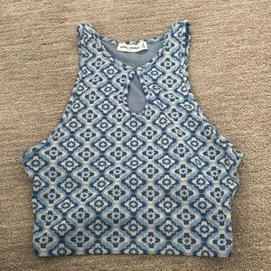 Social Tourist Flower Top